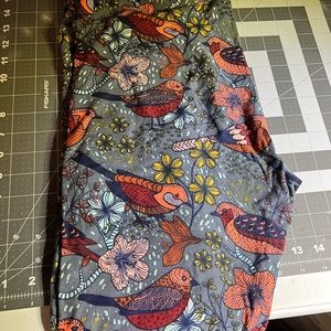 Lularoe leggings never worn